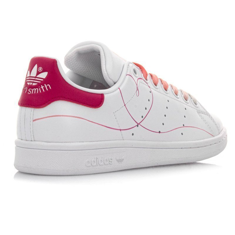 Intersport chaussure hotsell stan smith