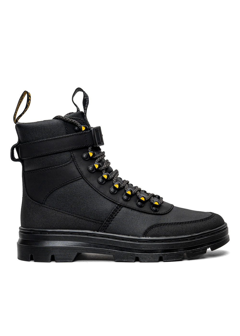 Dr. Martens Combs Tech 27114001 139 99 Sneaker Peeker Les Meilleures Reductions Chaussures vetements et accessoires Street Trekking Sport Lifestyle