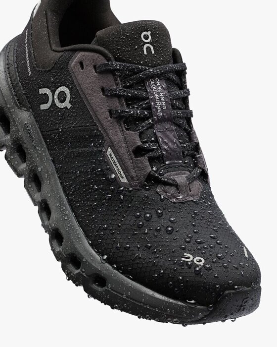 ON RUNNING CLOUDRUNNER 2 WATERPROOF