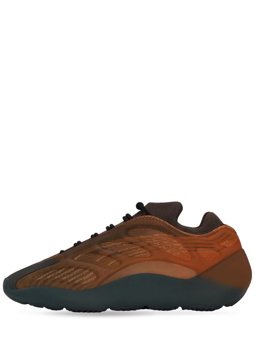 adidas Yeezy 700 V3 Copper Fade