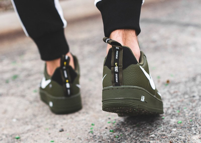 Nike Air Force 1 07'' LV8 Utility (AJ7747-300)