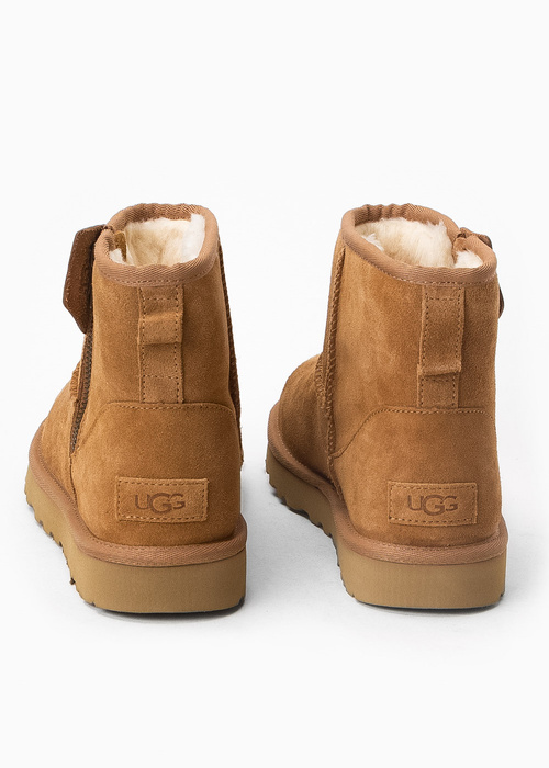 UGG W CLASSIC MINI BAILEY ZIP