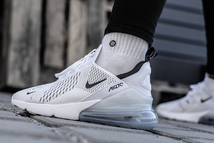 Nike Air Max 270 (943345-100)