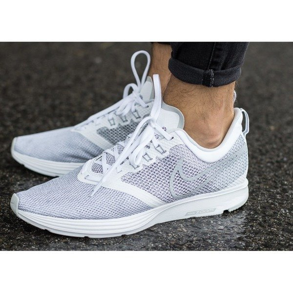 Nike Zoom Strike (AJ0189-100)