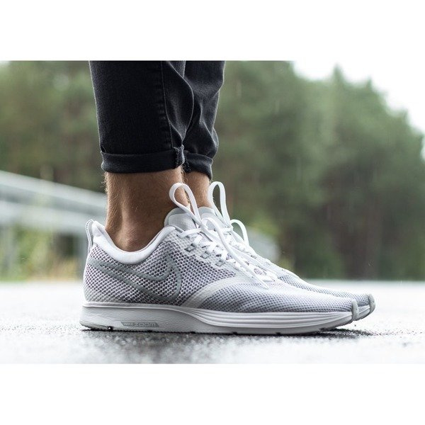 Nike Zoom Strike (AJ0189-100)