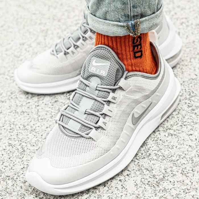 Nike Air Max Axis (AA2168-010)