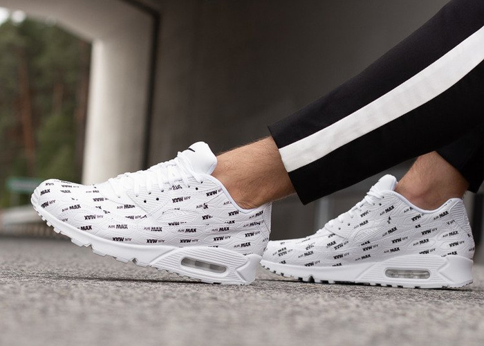 Nike Air Max 90 Premium (700155-103)