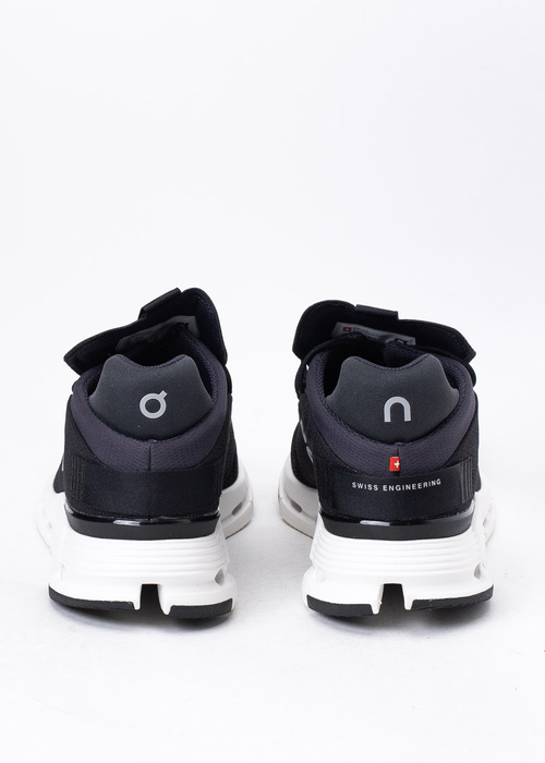 ON Cloudnova (26.99116)